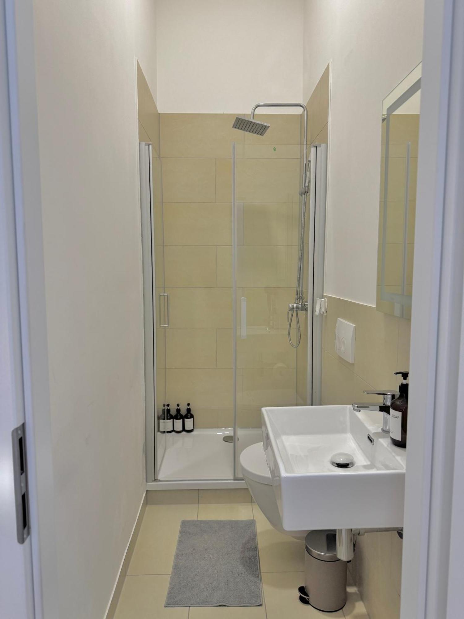 Appartamento Heaven Homes - Doppelzimmer Mit Eigenem Bad *